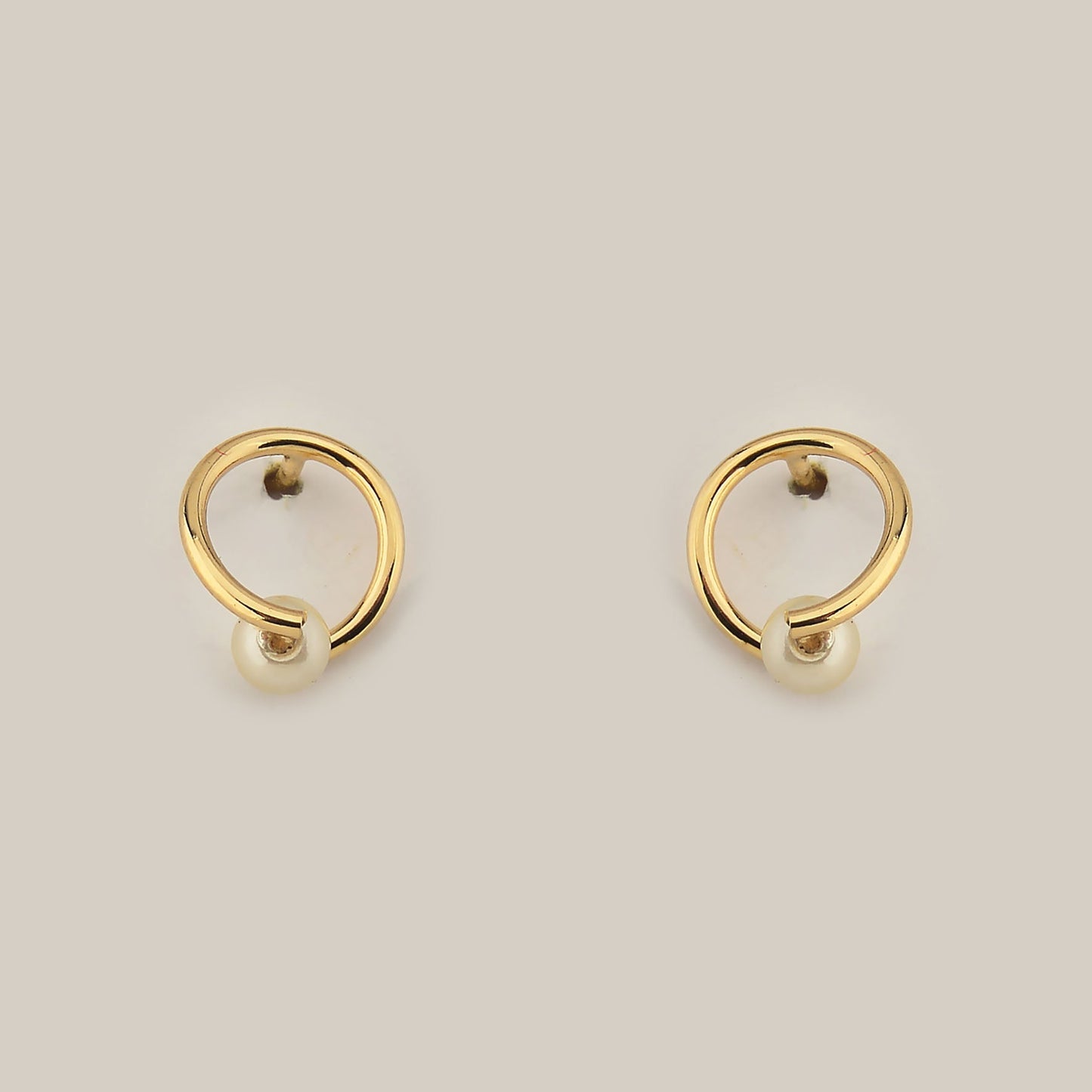 Aro argollita con perla